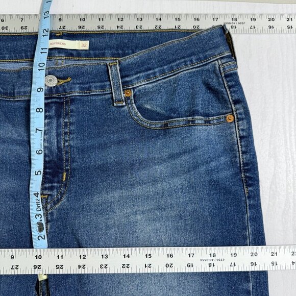 Levis Boyfriend Jeans Women Sz 32x27 Mid-Rise Tapered Medium Wash Stretch Denim - Picture 5 of 10